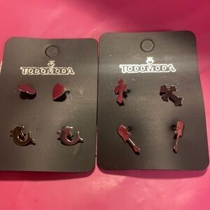 4 Pairs Todomoda Earrings